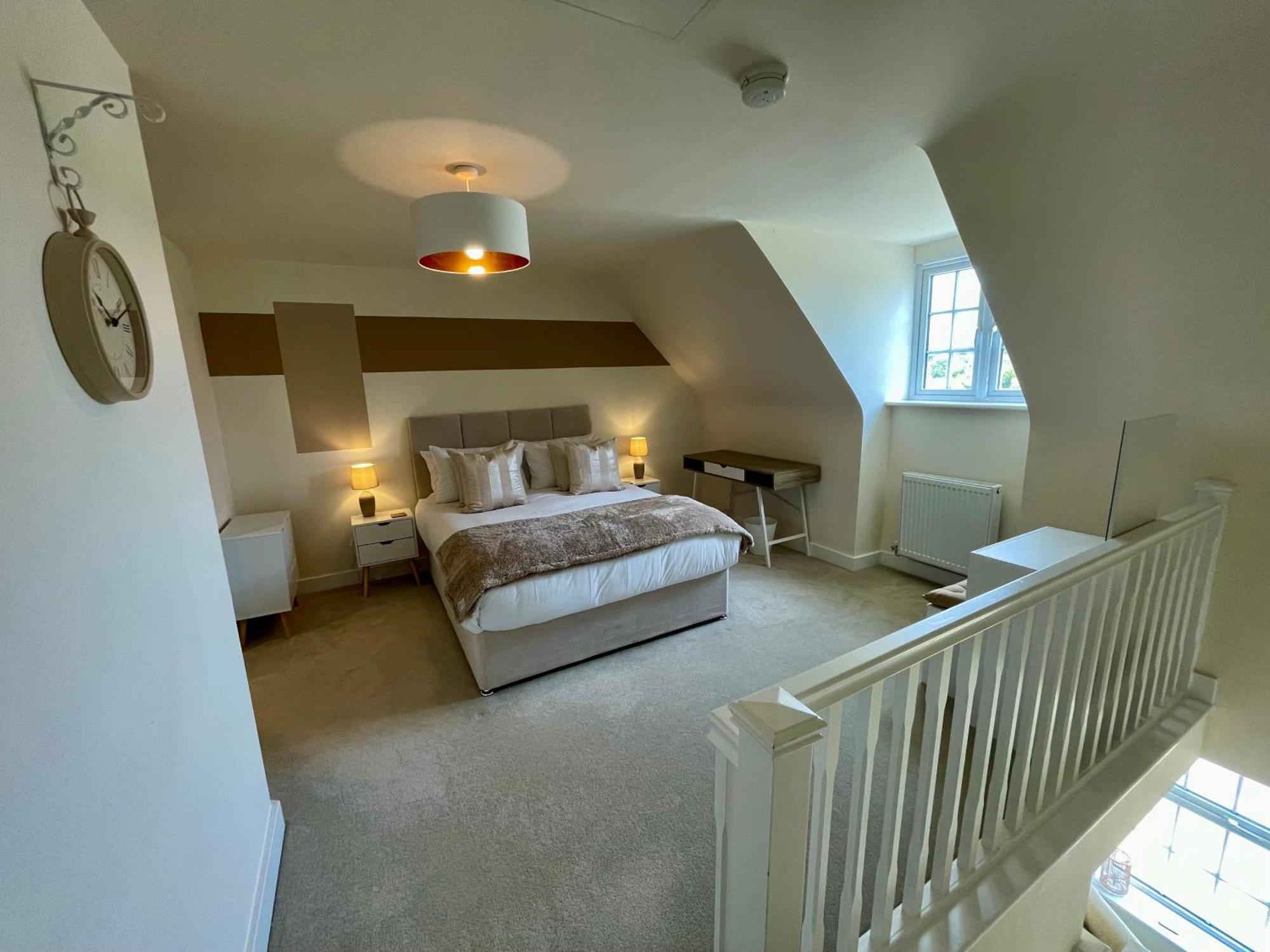 3-Bedroom Luxury Stay With Free Parking Market Harborough Εξωτερικό φωτογραφία