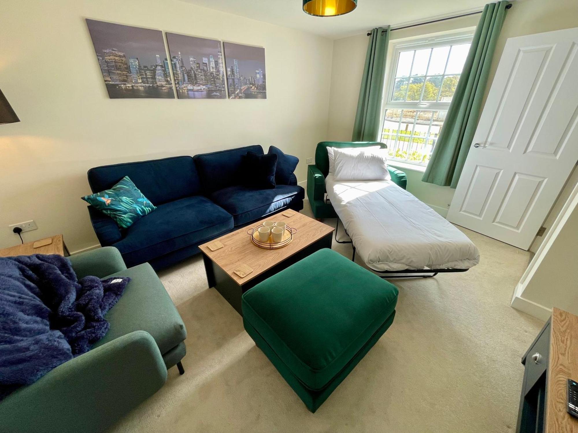 3-Bedroom Luxury Stay With Free Parking Market Harborough Εξωτερικό φωτογραφία