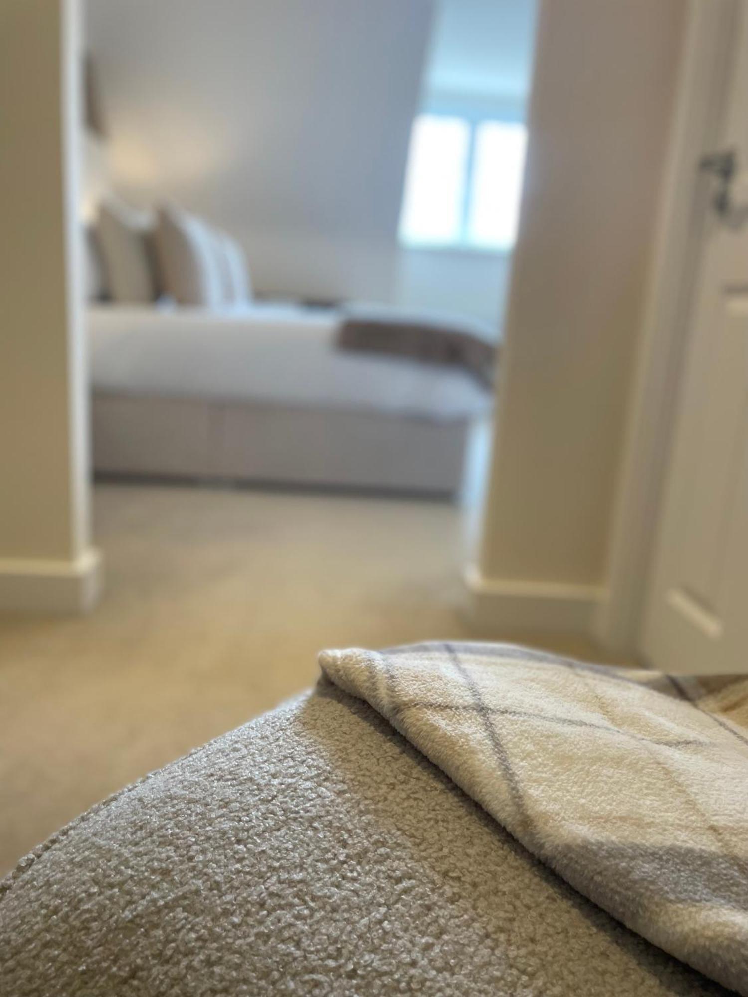 3-Bedroom Luxury Stay With Free Parking Market Harborough Εξωτερικό φωτογραφία