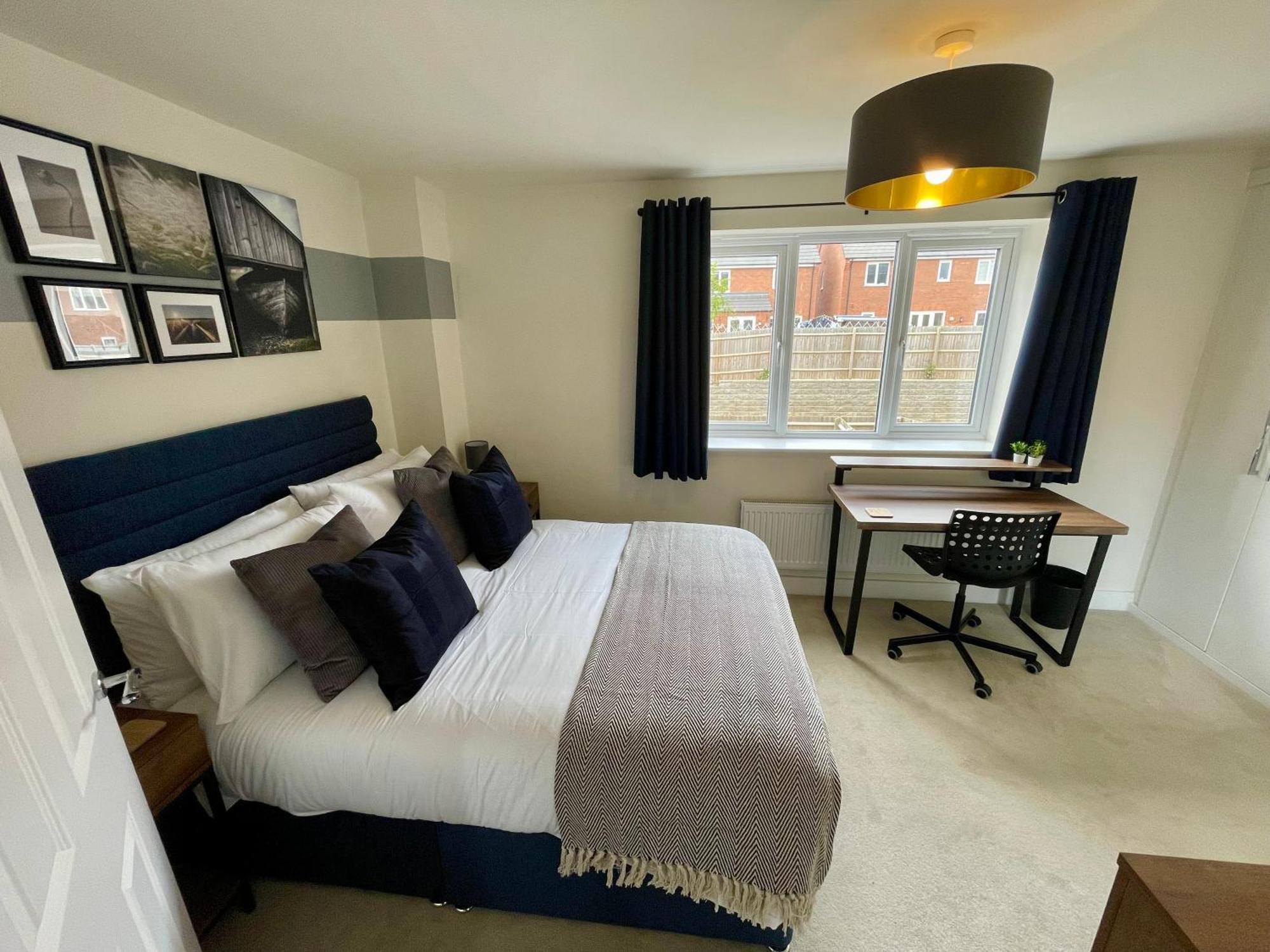 3-Bedroom Luxury Stay With Free Parking Market Harborough Εξωτερικό φωτογραφία